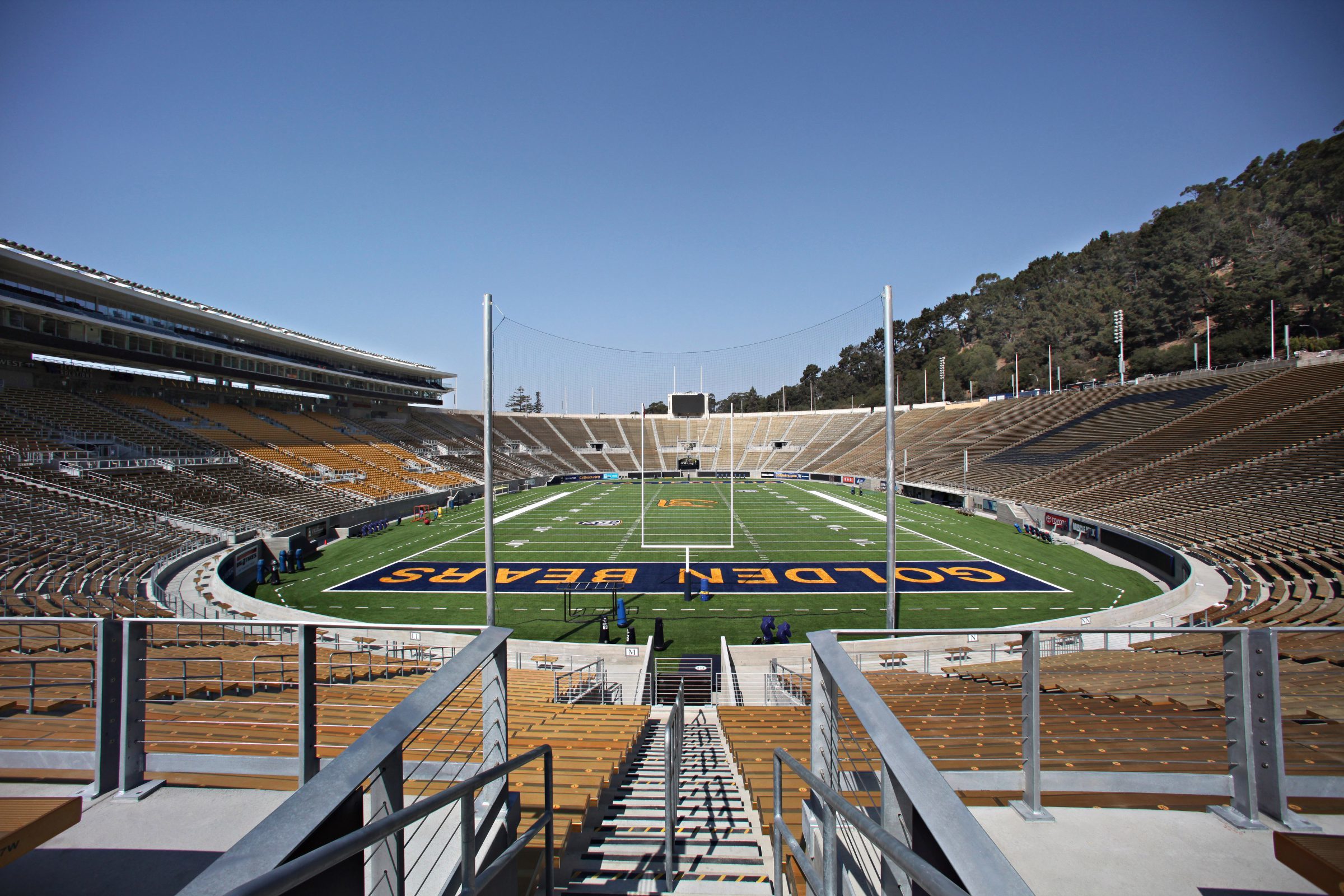 california memorial stadium