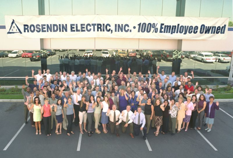 employee owners group photo